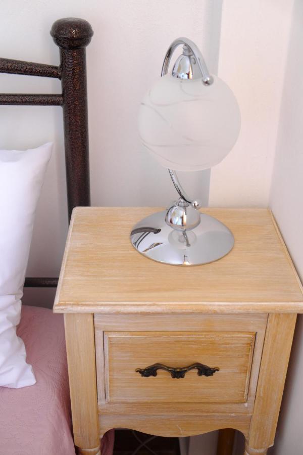 Aegina Marathona'S Apartment מראה חיצוני תמונה